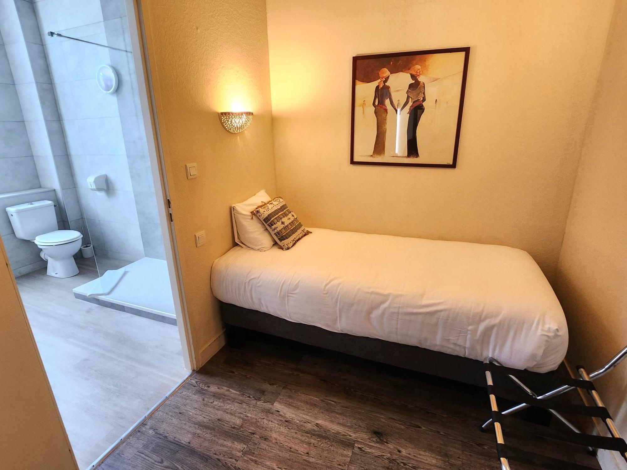Logis Hotel Lafayette Rochefort France Exteriér fotografie