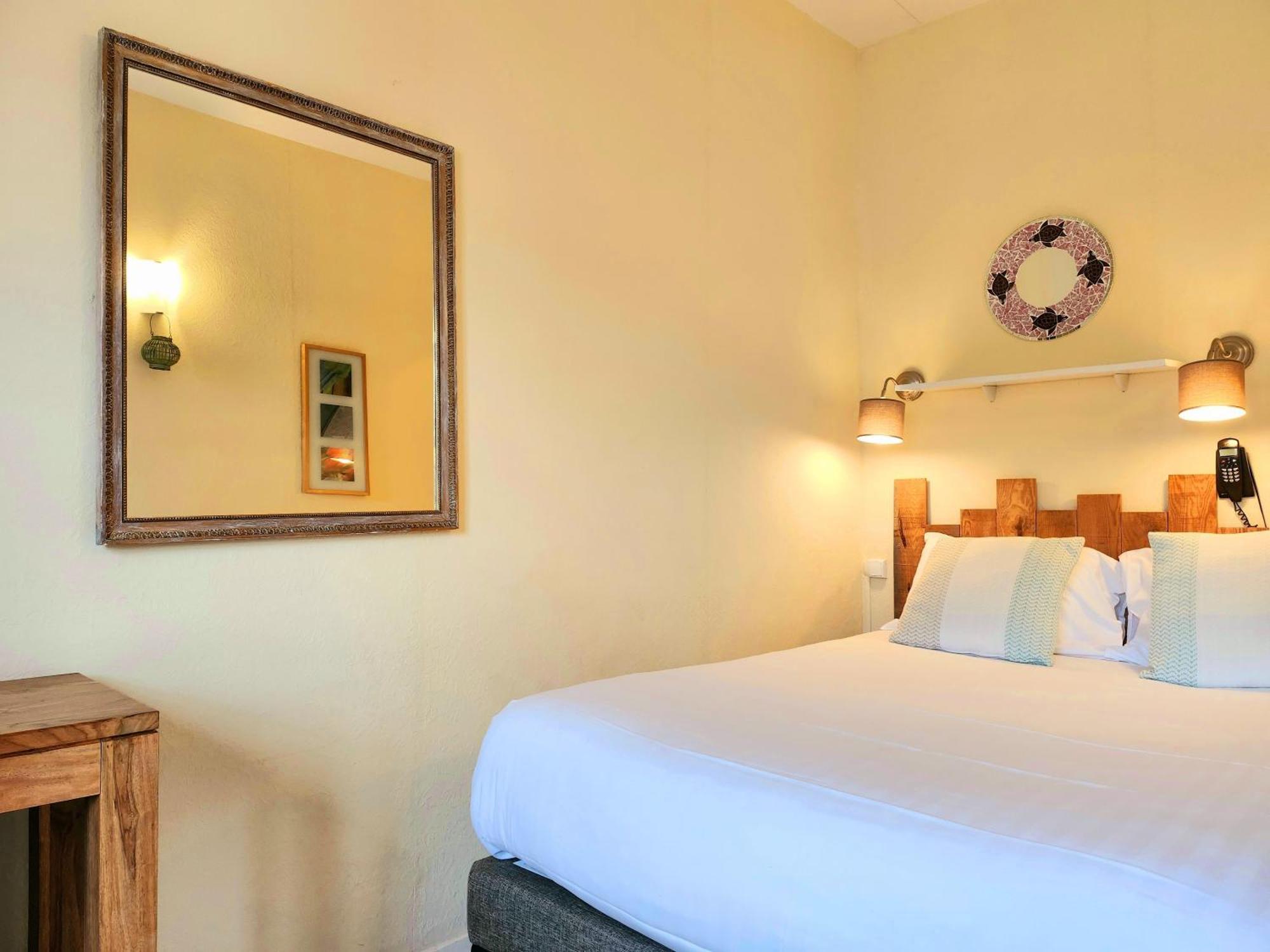 Logis Hotel Lafayette Rochefort France Exteriér fotografie